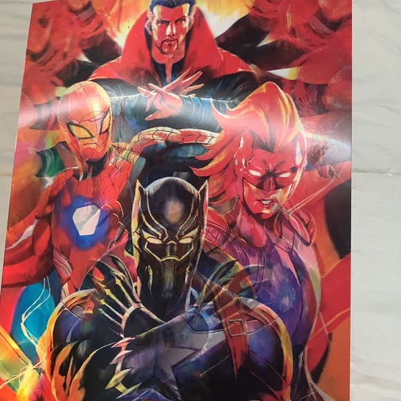 The AVENGERS 3D POSTER MARVEL DISNEY SUPERHERO - Picture 7 of 8